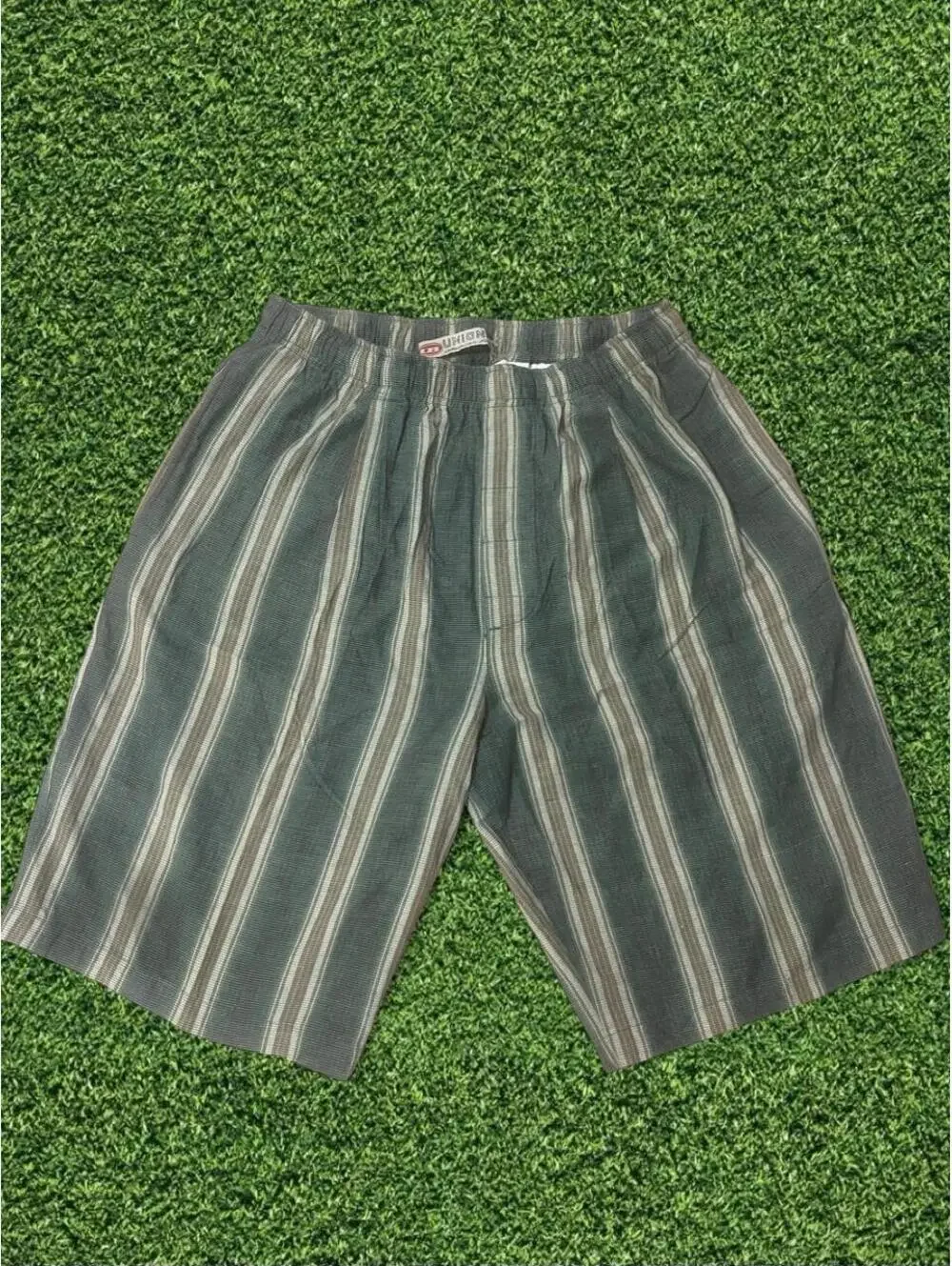 Vintage Union Bay Green Striped Shorts – Size XL (28)